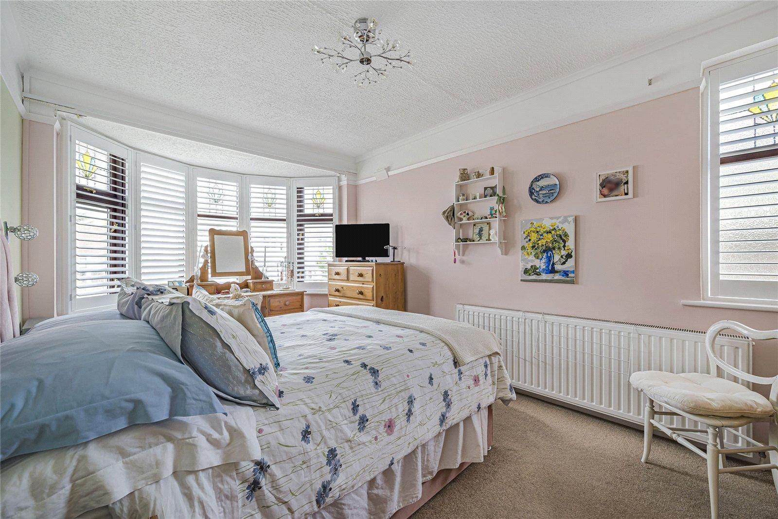 2 bedroom bungalow for sale in Bexley | Robinson Jackson