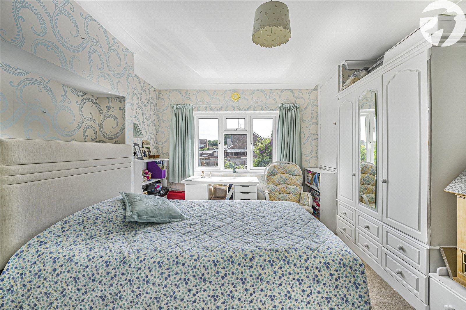 3 bedroom house for sale in Joydens Wood | Robinson Jackson