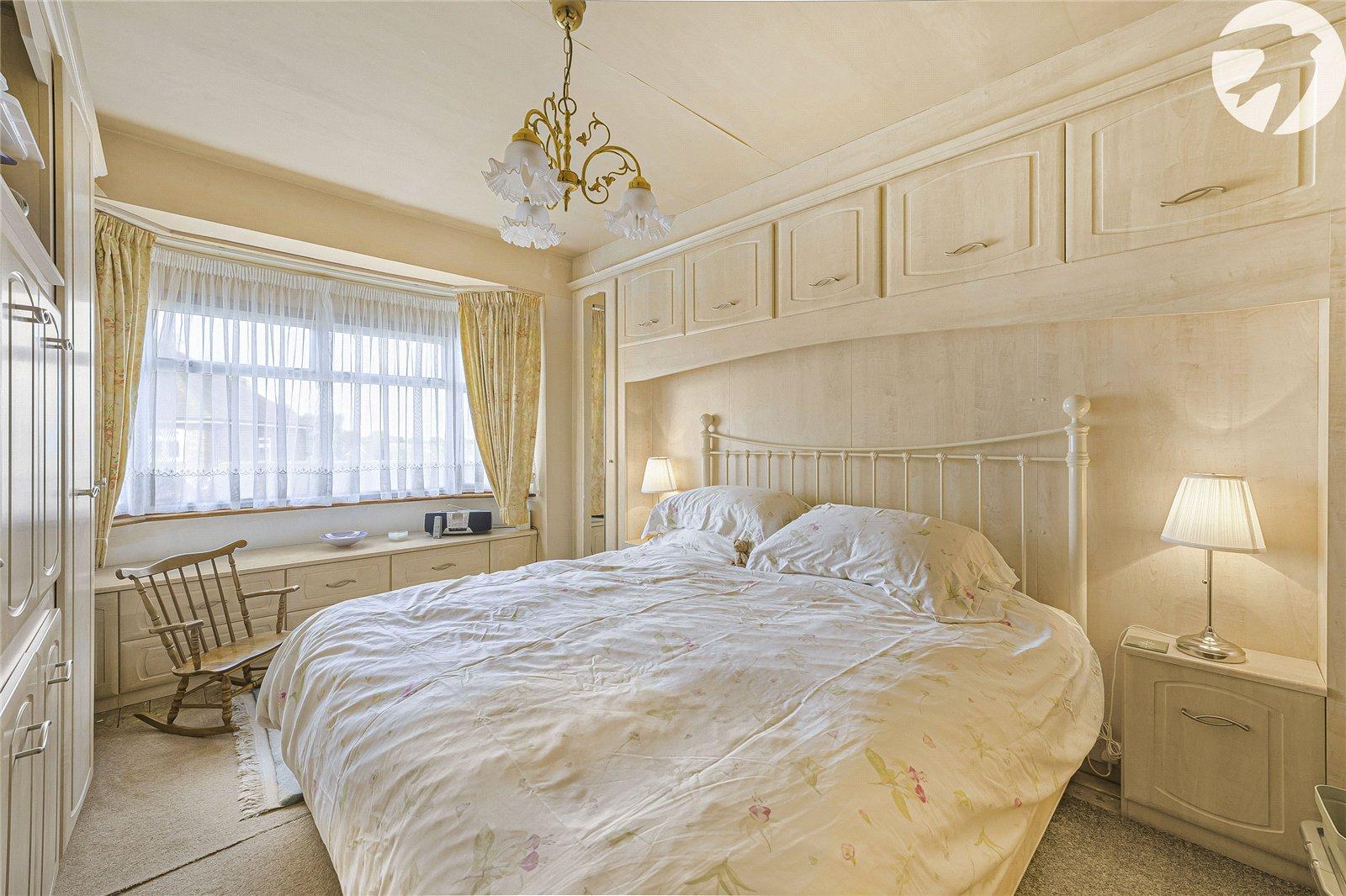 3 bedroom house for sale in Joydens Wood | Robinson Jackson