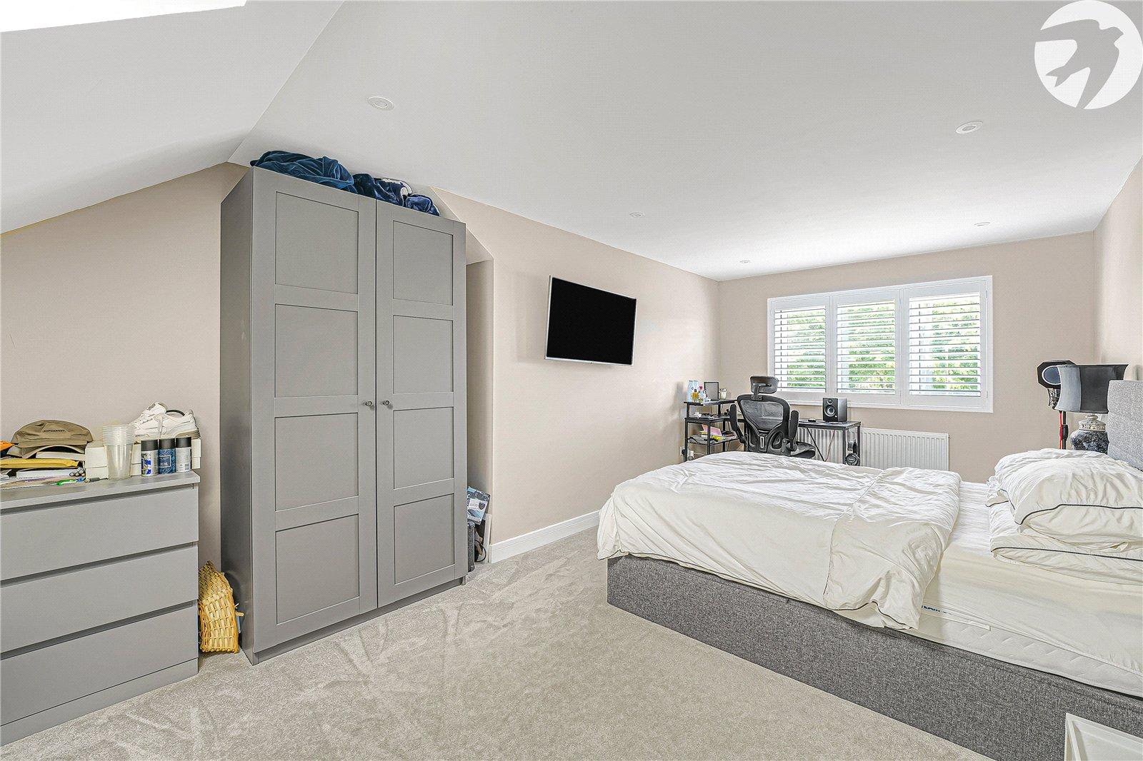 4 bedroom bungalow for sale in Bexley | Robinson Jackson