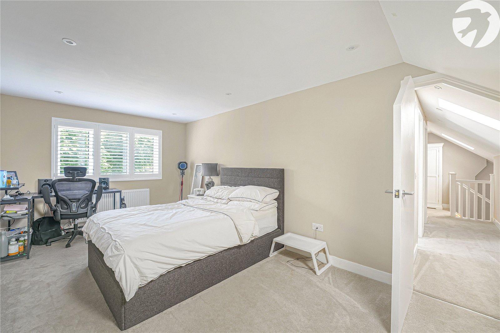 4 bedroom bungalow for sale in Bexley | Robinson Jackson