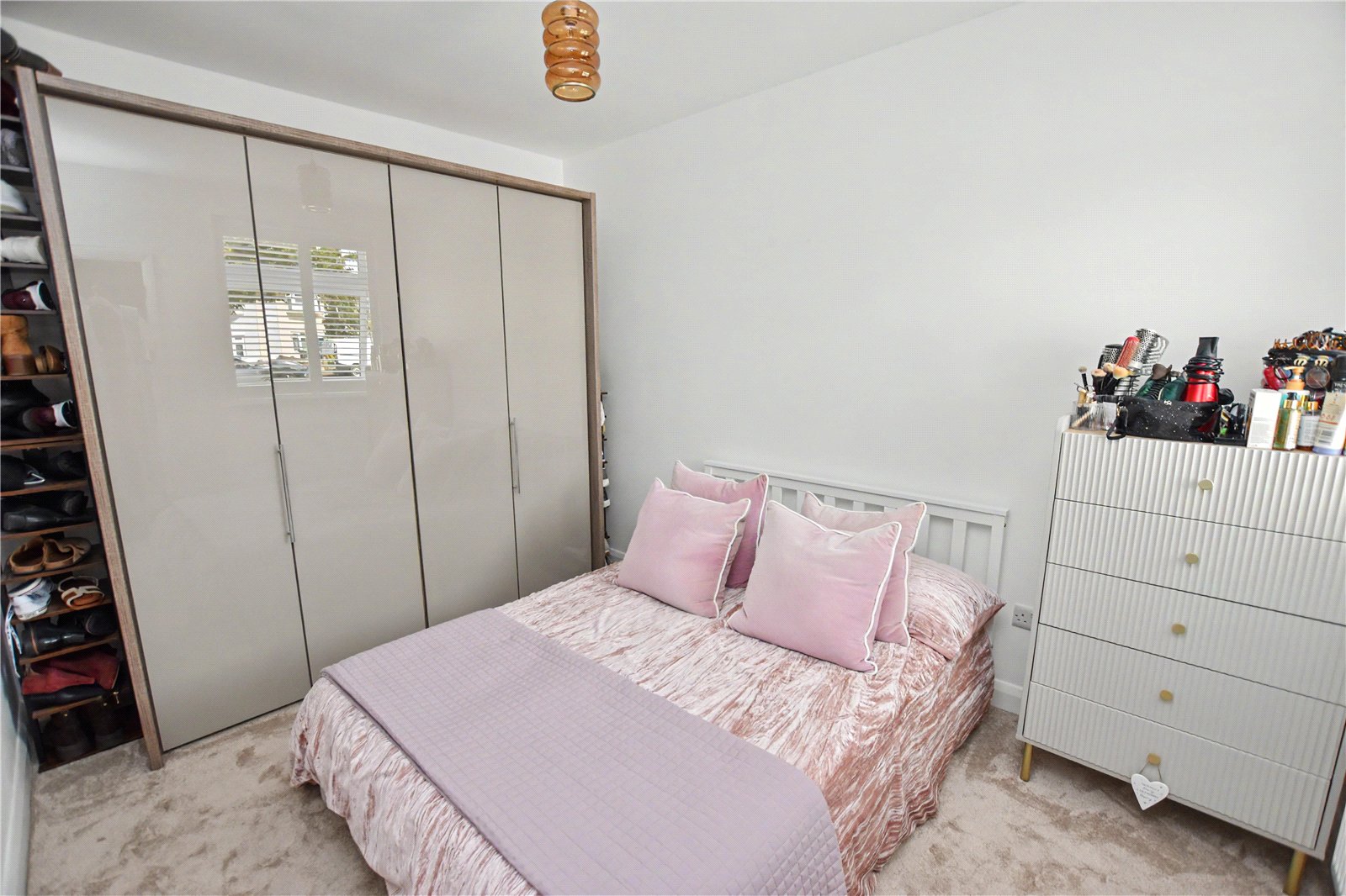 2 bedroom bungalow for sale in Bexleyheath | Robinson Jackson