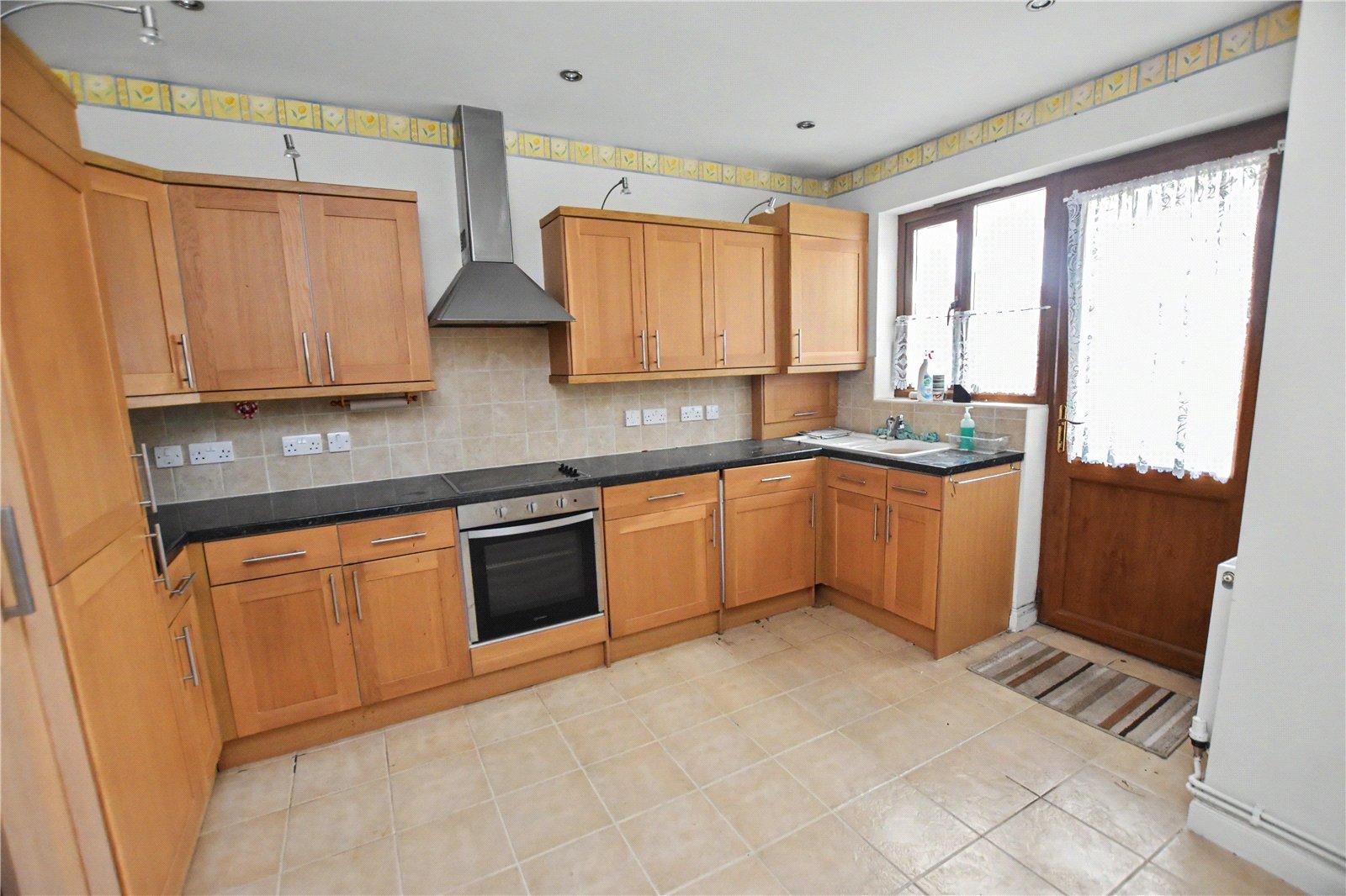 3 bedroom bungalow for sale in Bexleyheath | Robinson Jackson