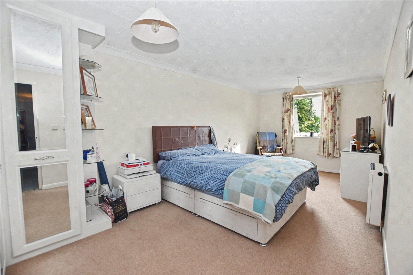 2 bedroom property for sale in Bexleyheath | Robinson Jackson