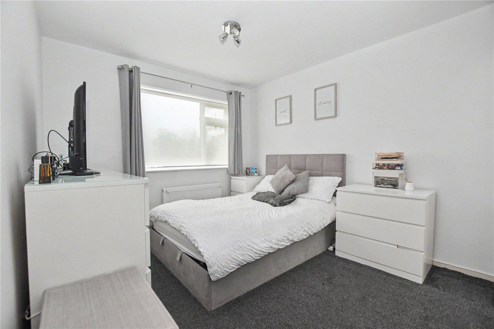 2 bedroom property for sale in Dartford | Robinson Jackson