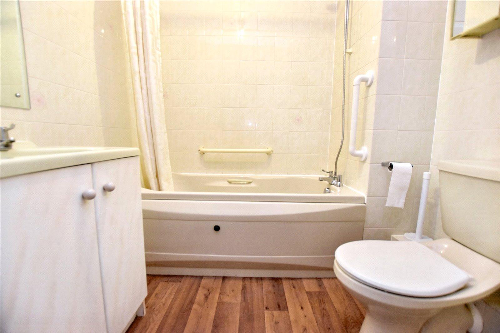 2 bedroom property for sale in Bexleyheath | Robinson Jackson