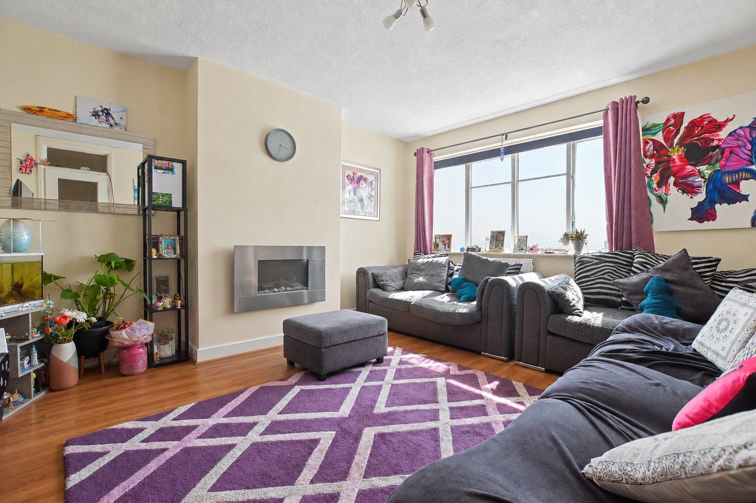 2 bedroom property for sale in Crayford | Robinson Jackson