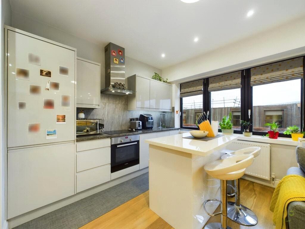 2 bedroom property for sale in Bexleyheath | Robinson Jackson