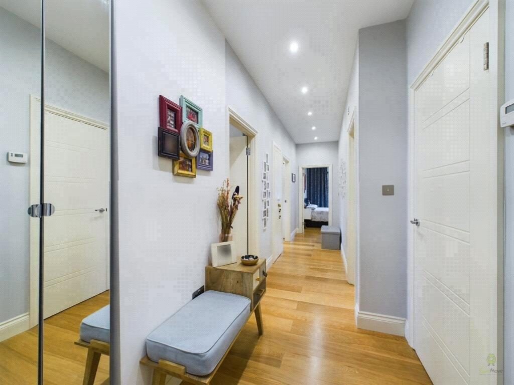 2 bedroom property for sale in Bexleyheath | Robinson Jackson