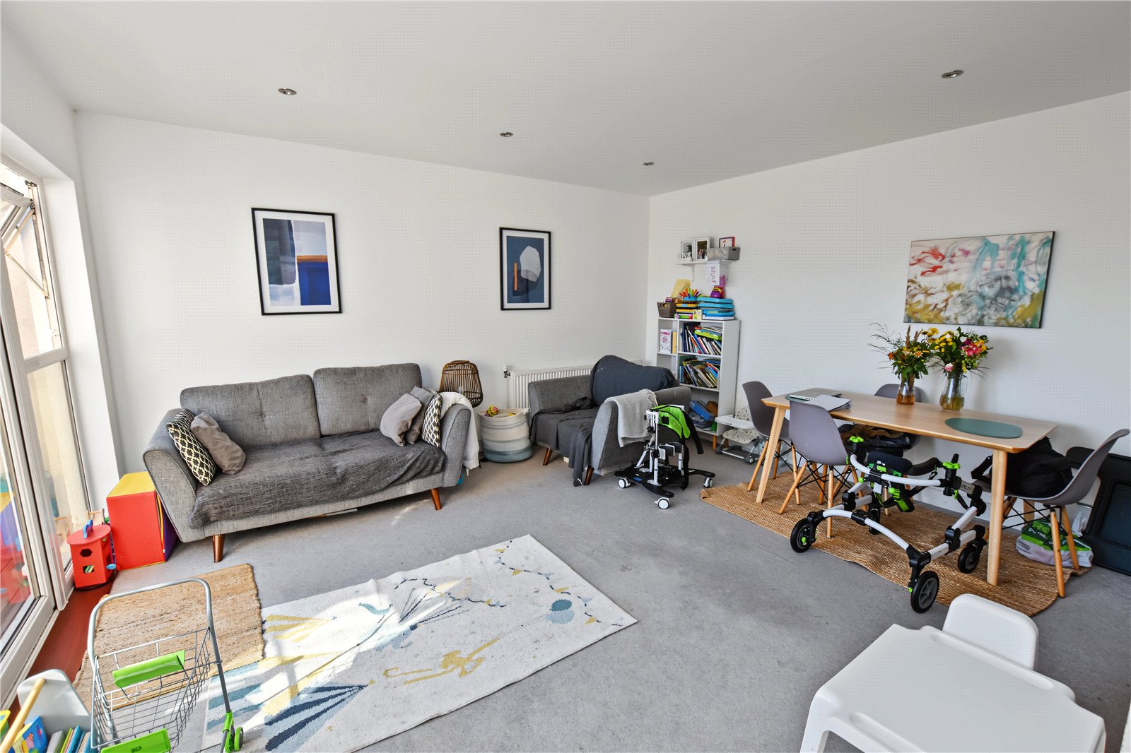 2 bedroom property for sale in  | Robinson Jackson