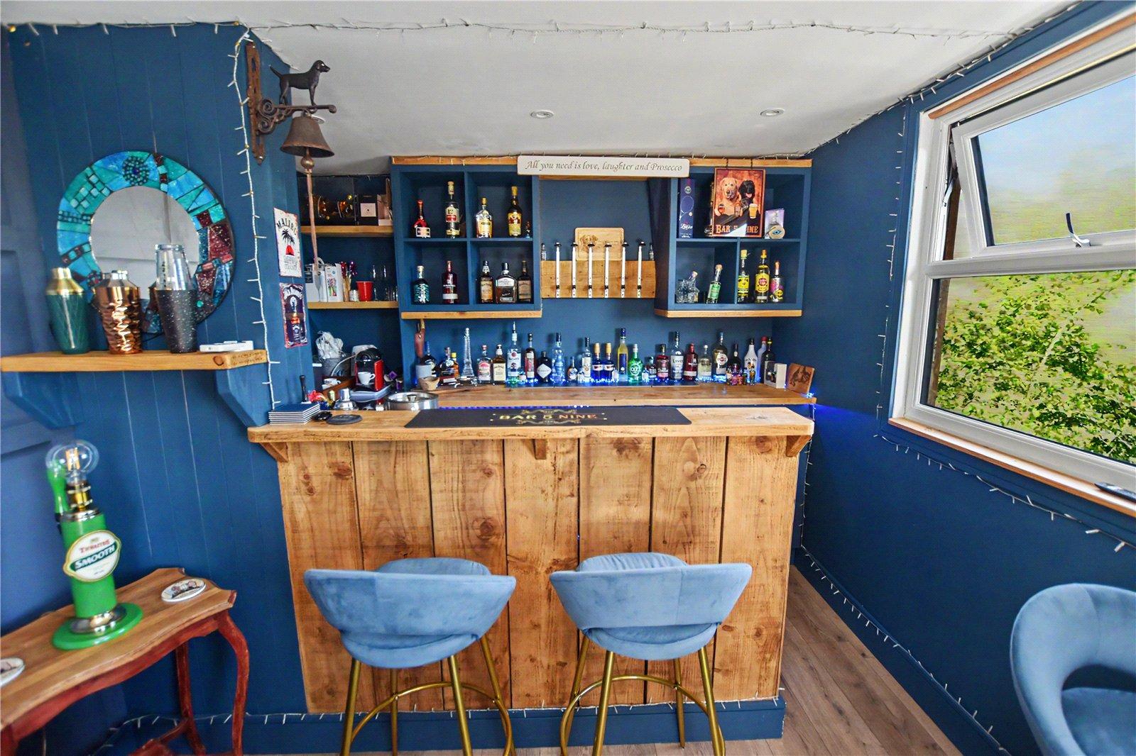 3 bedroom bungalow for sale in Bexleyheath | Robinson Jackson