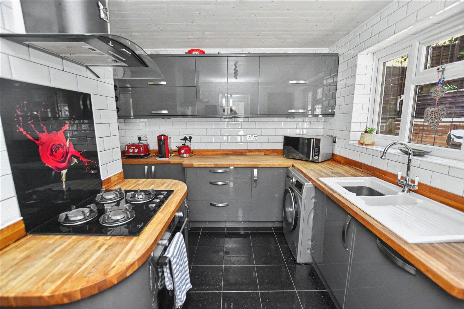 3 bedroom bungalow for sale in Bexleyheath | Robinson Jackson