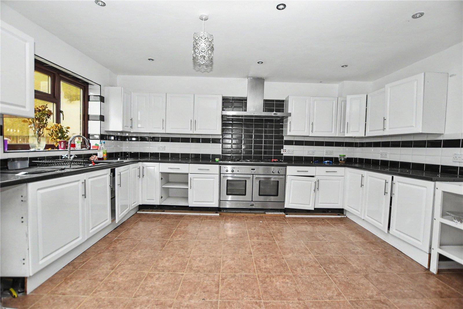 6 bedroom house for sale in Bexleyheath | Robinson Jackson