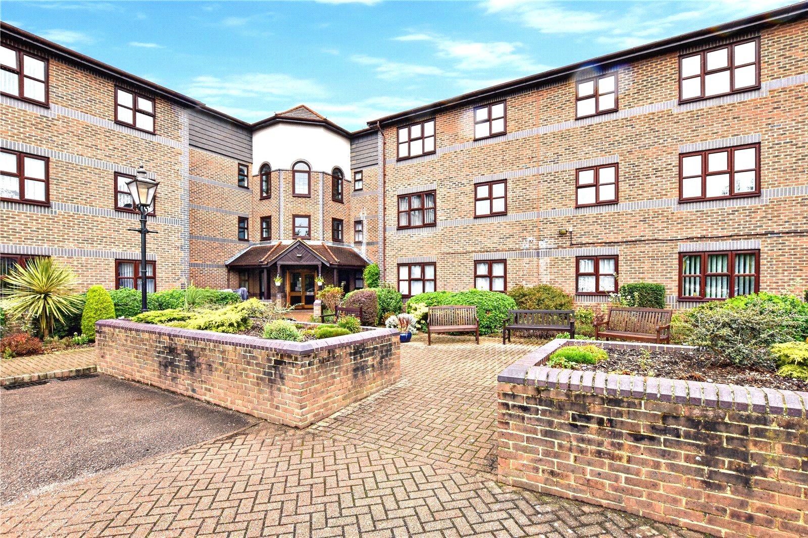 2 bedroom property for sale in 21 Pincott Road | Robinson Jackson