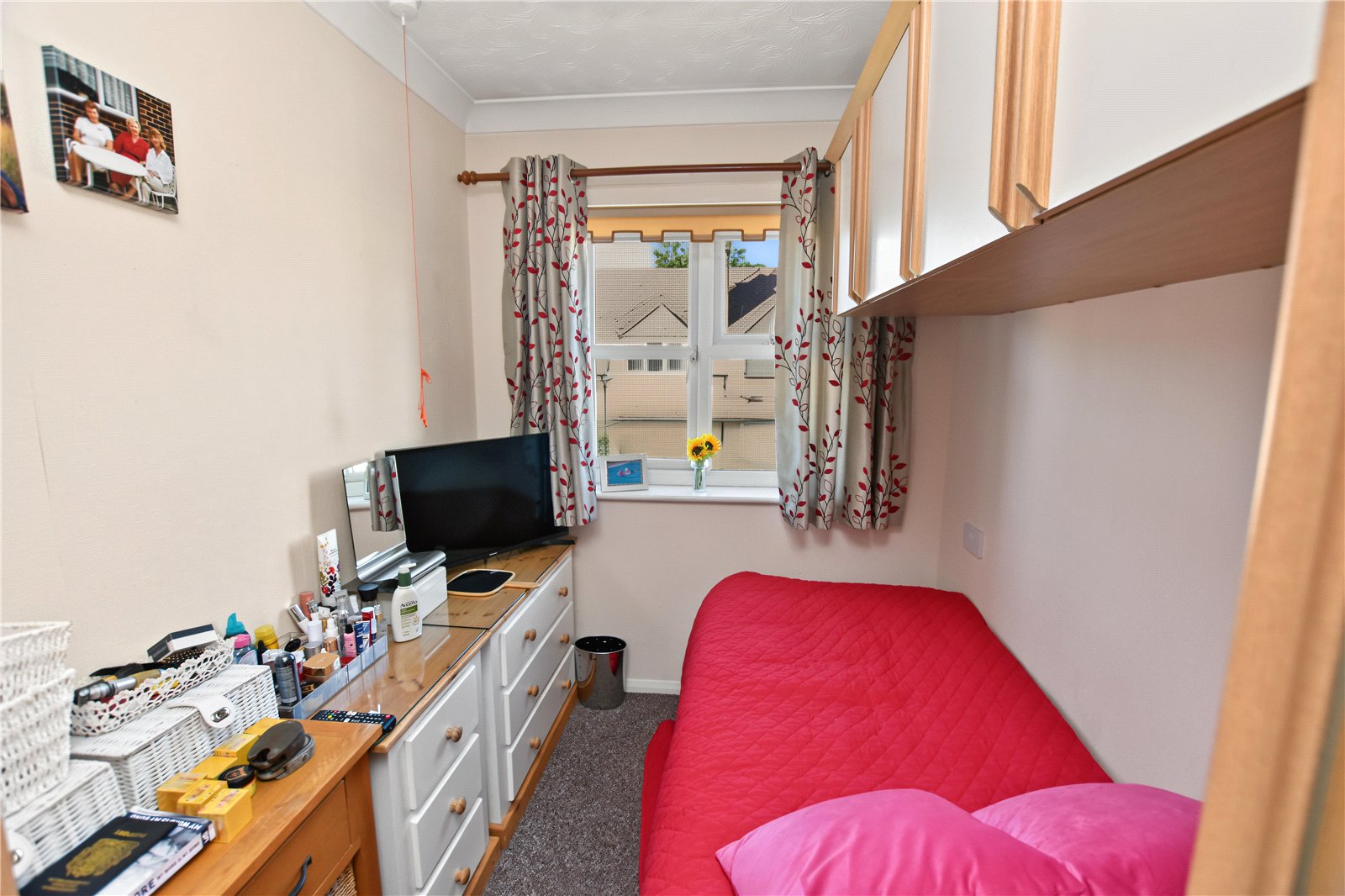 2 bedroom property for sale in 21 Pincott Road | Robinson Jackson