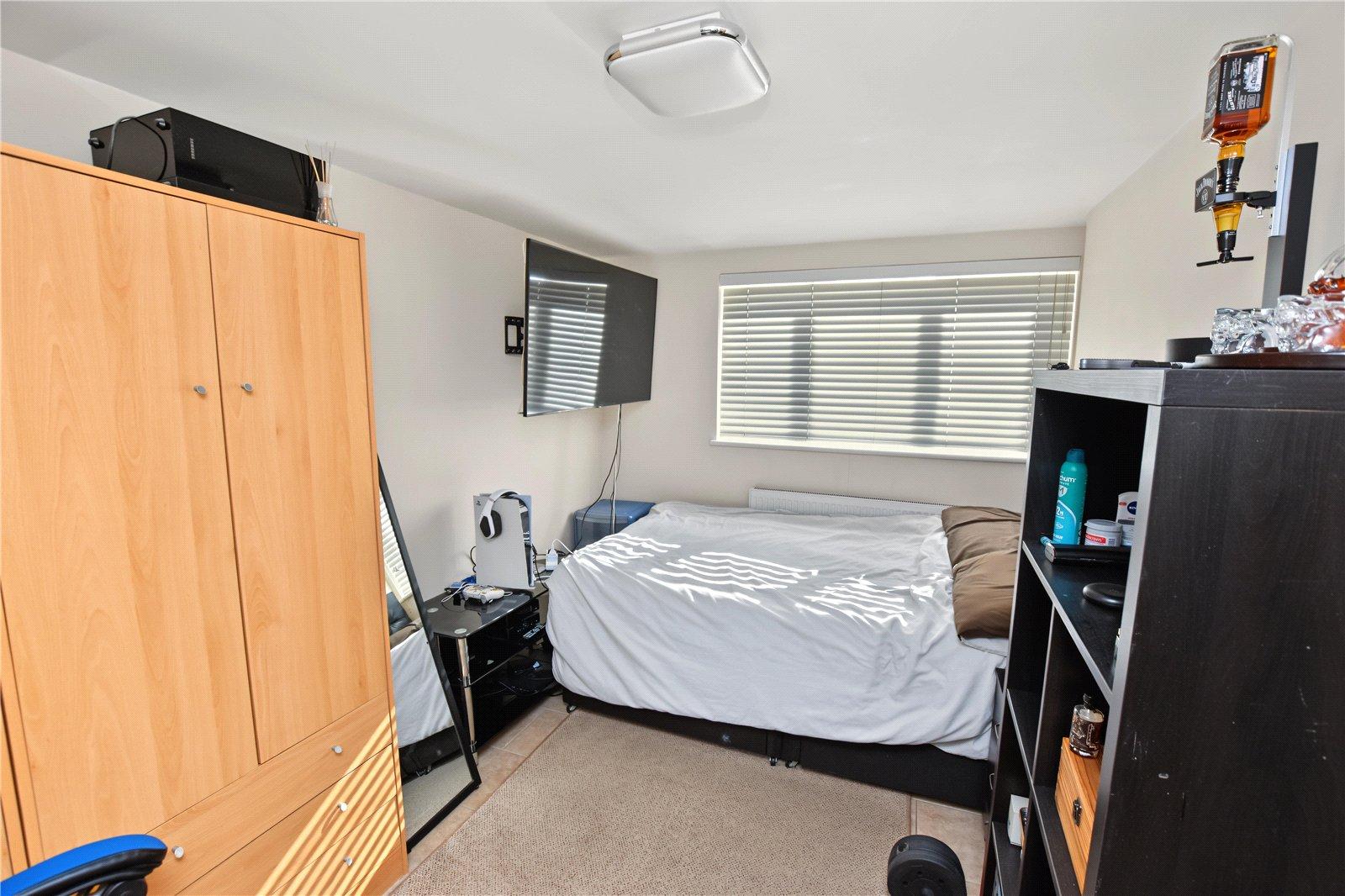 4 bedroom bungalow for sale in Bexleyheath | Robinson Jackson