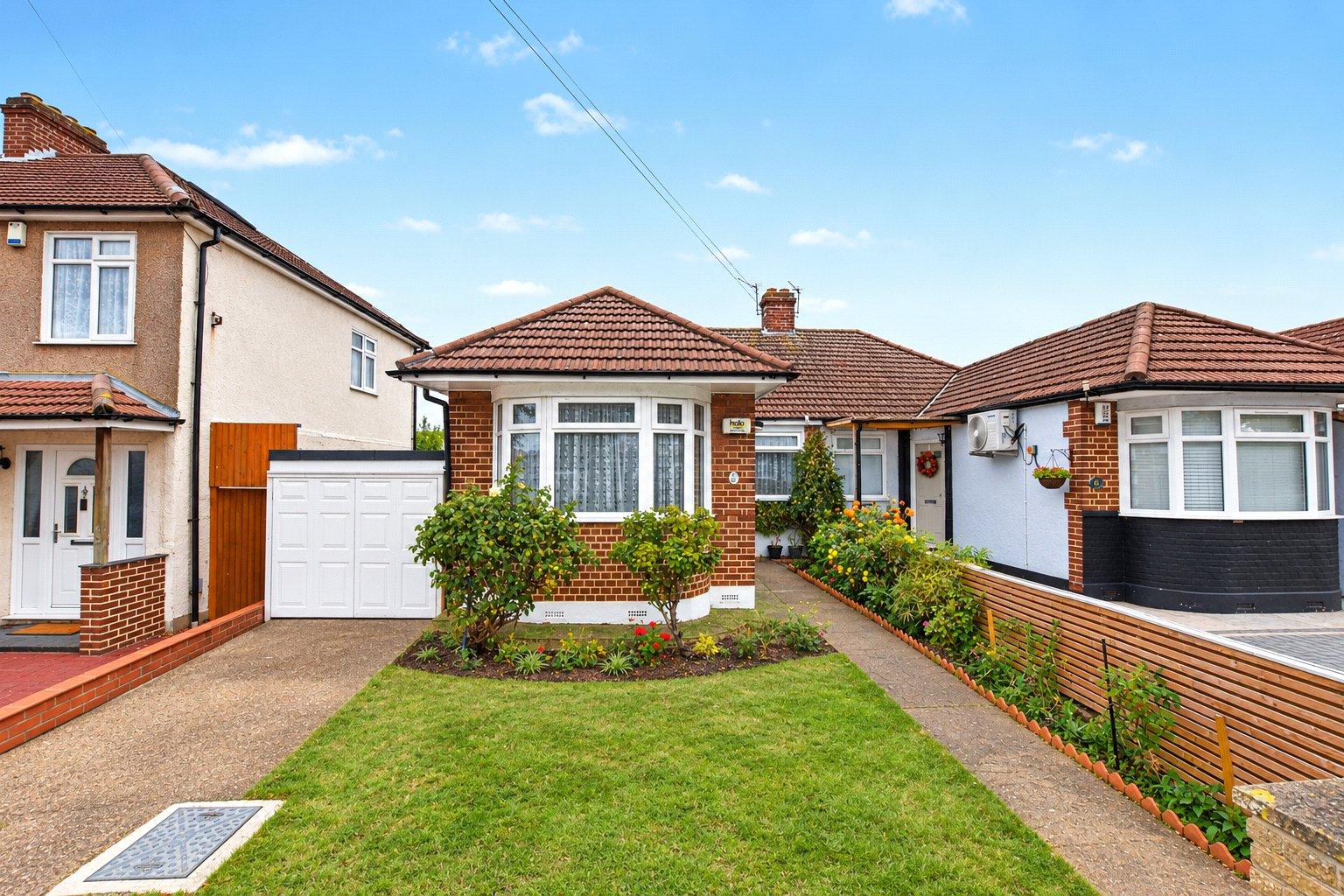 3 bedroom bungalow for sale in Bexleyheath | Robinson Jackson