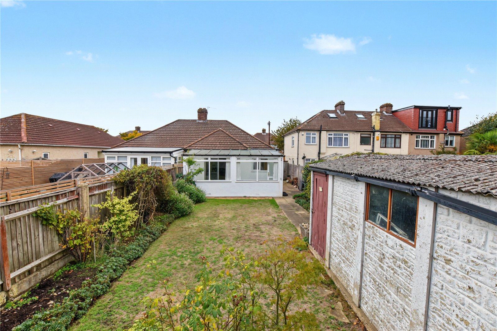 3 bedroom bungalow for sale in Bexleyheath | Robinson Jackson
