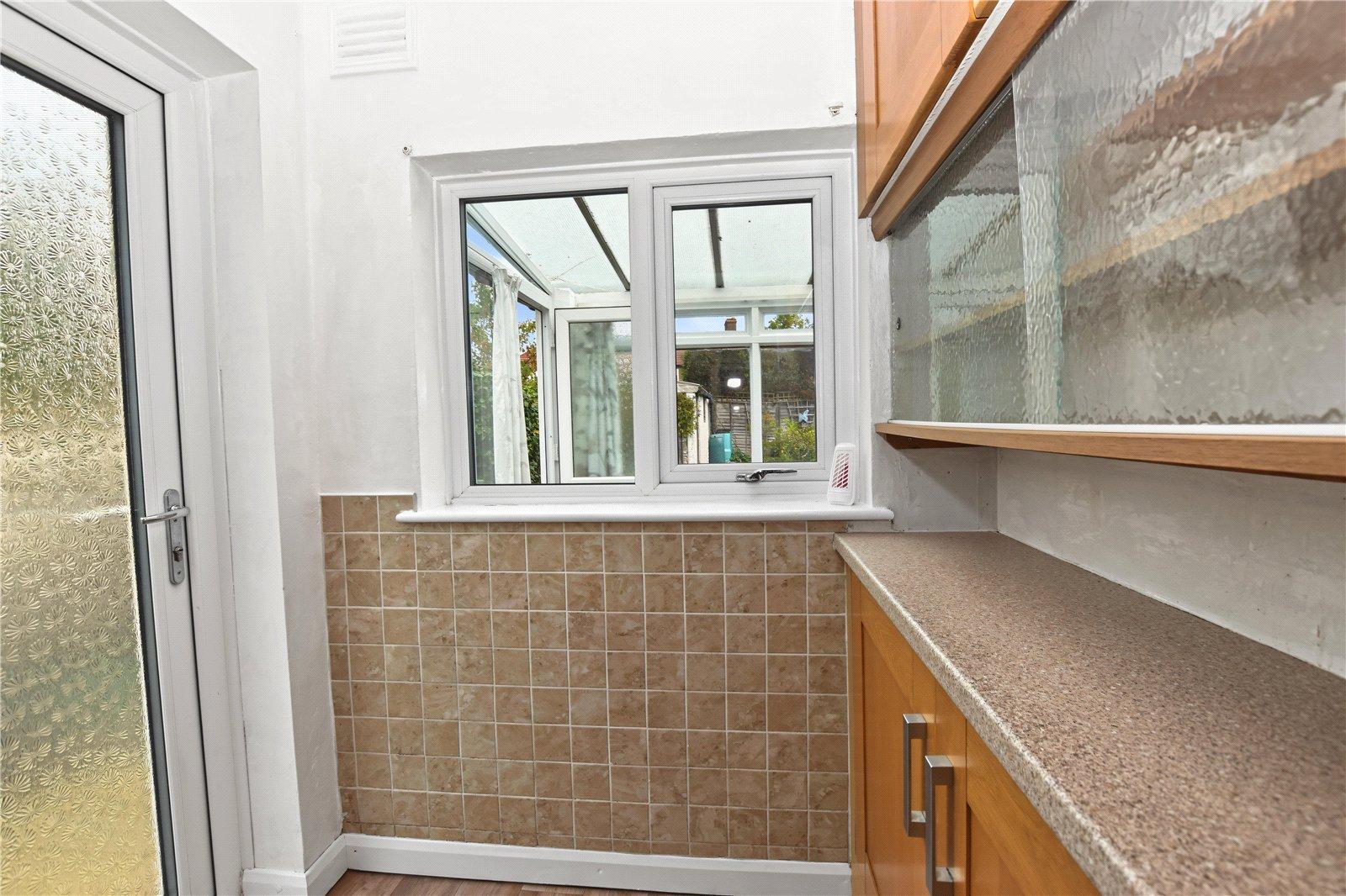 3 bedroom bungalow for sale in Bexleyheath | Robinson Jackson