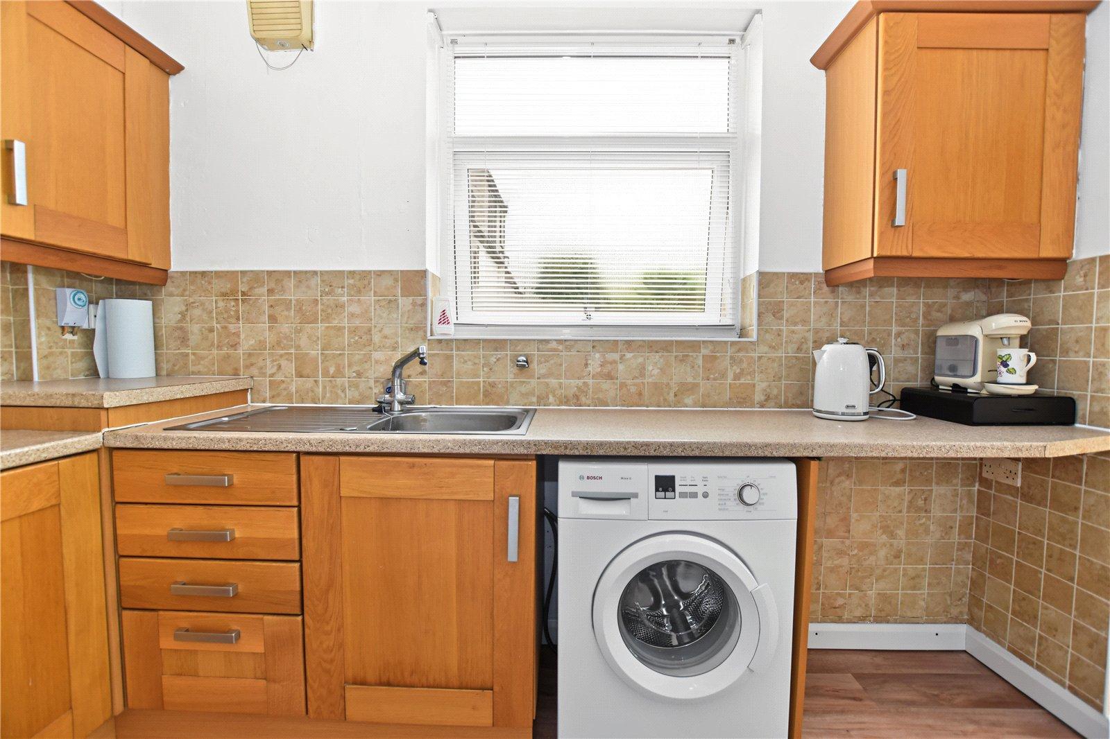 3 bedroom bungalow for sale in Bexleyheath | Robinson Jackson