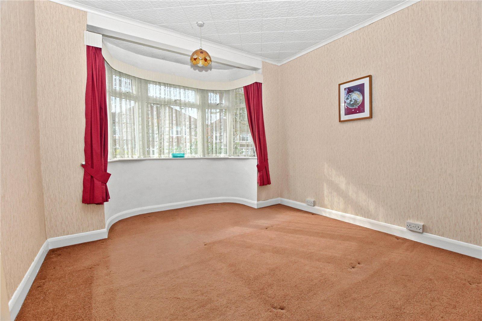 3 bedroom bungalow for sale in Bexleyheath | Robinson Jackson