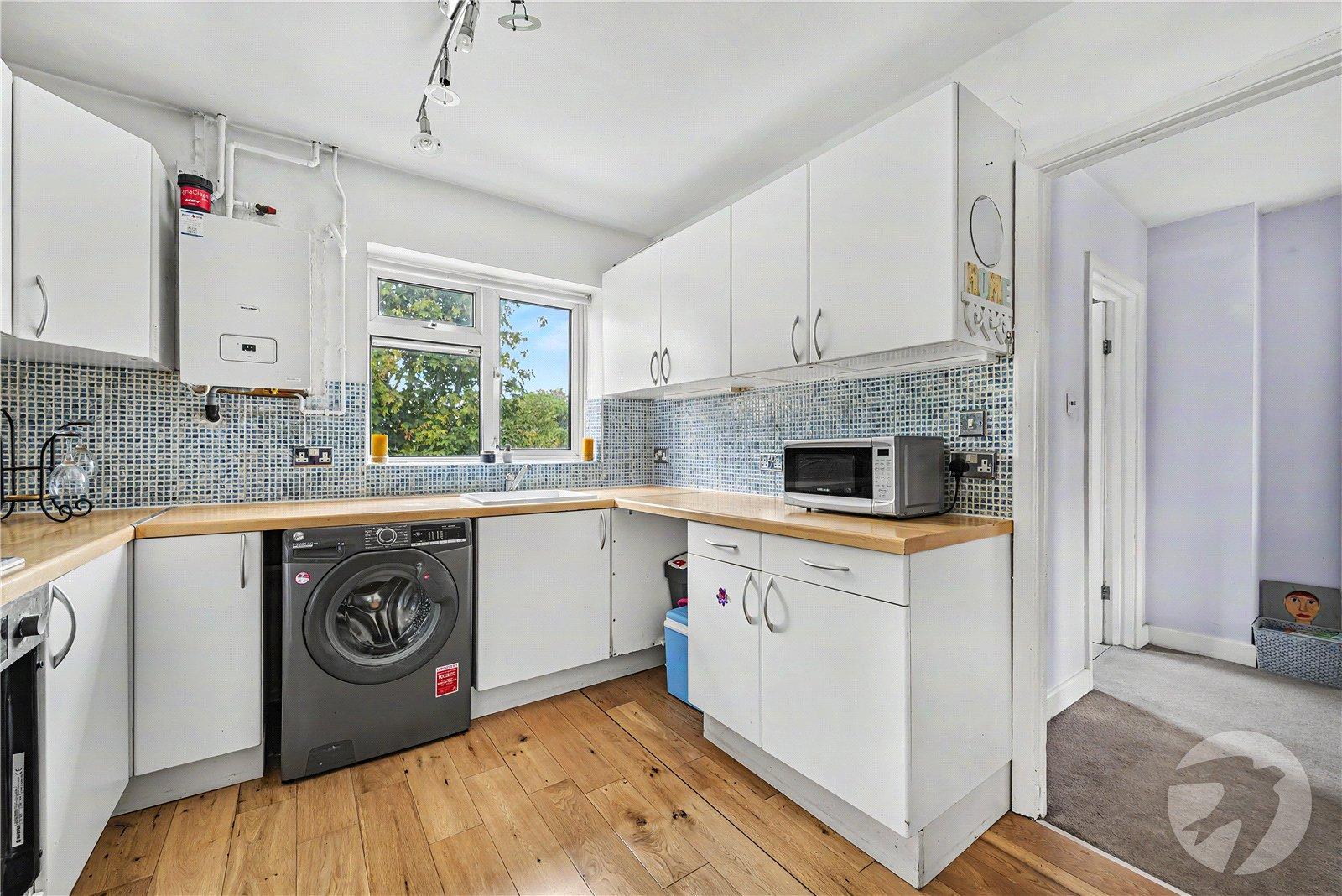 2 bedroom property for sale in Sidcup | Robinson Jackson