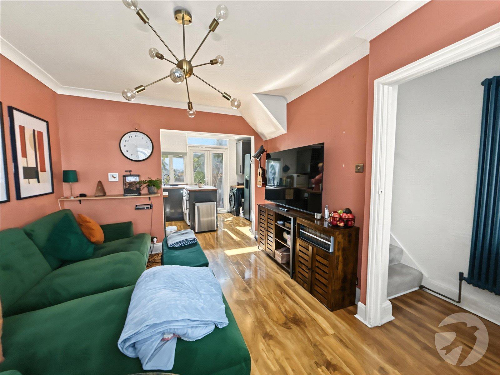 2 bedroom house for sale in Sidcup | Robinson Jackson