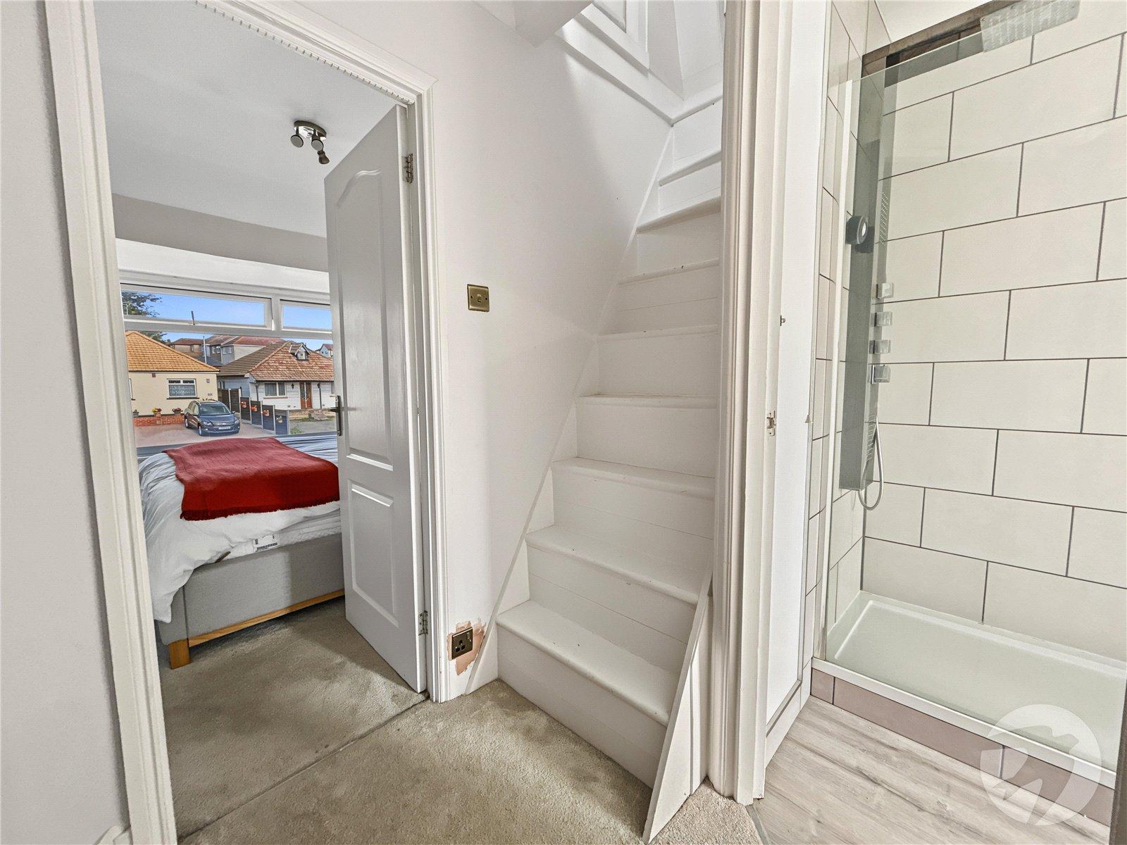 2 bedroom house for sale in Sidcup | Robinson Jackson