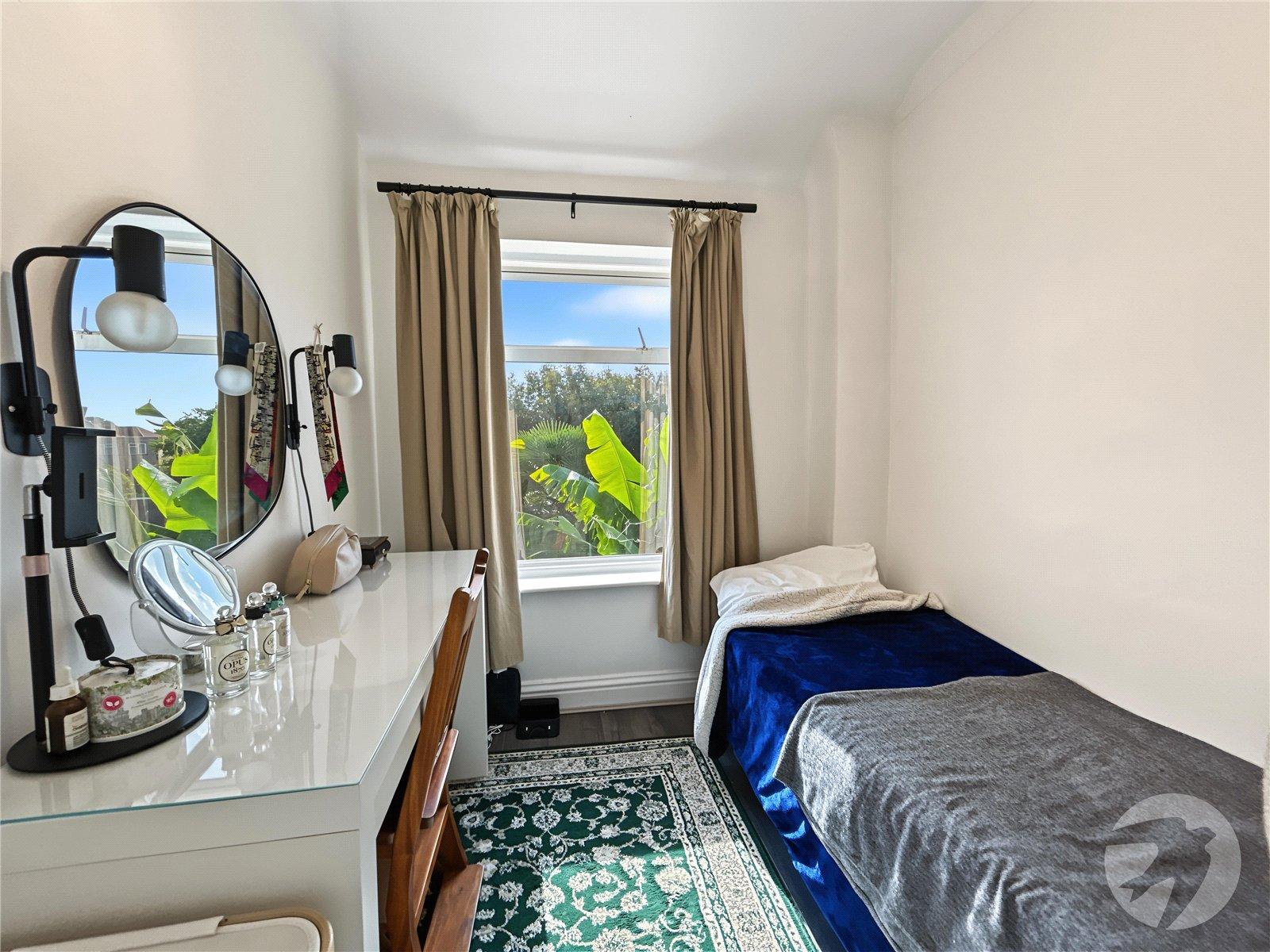 2 bedroom house for sale in Sidcup | Robinson Jackson