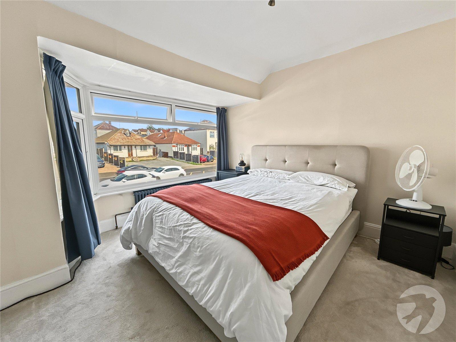 2 bedroom house for sale in Sidcup | Robinson Jackson