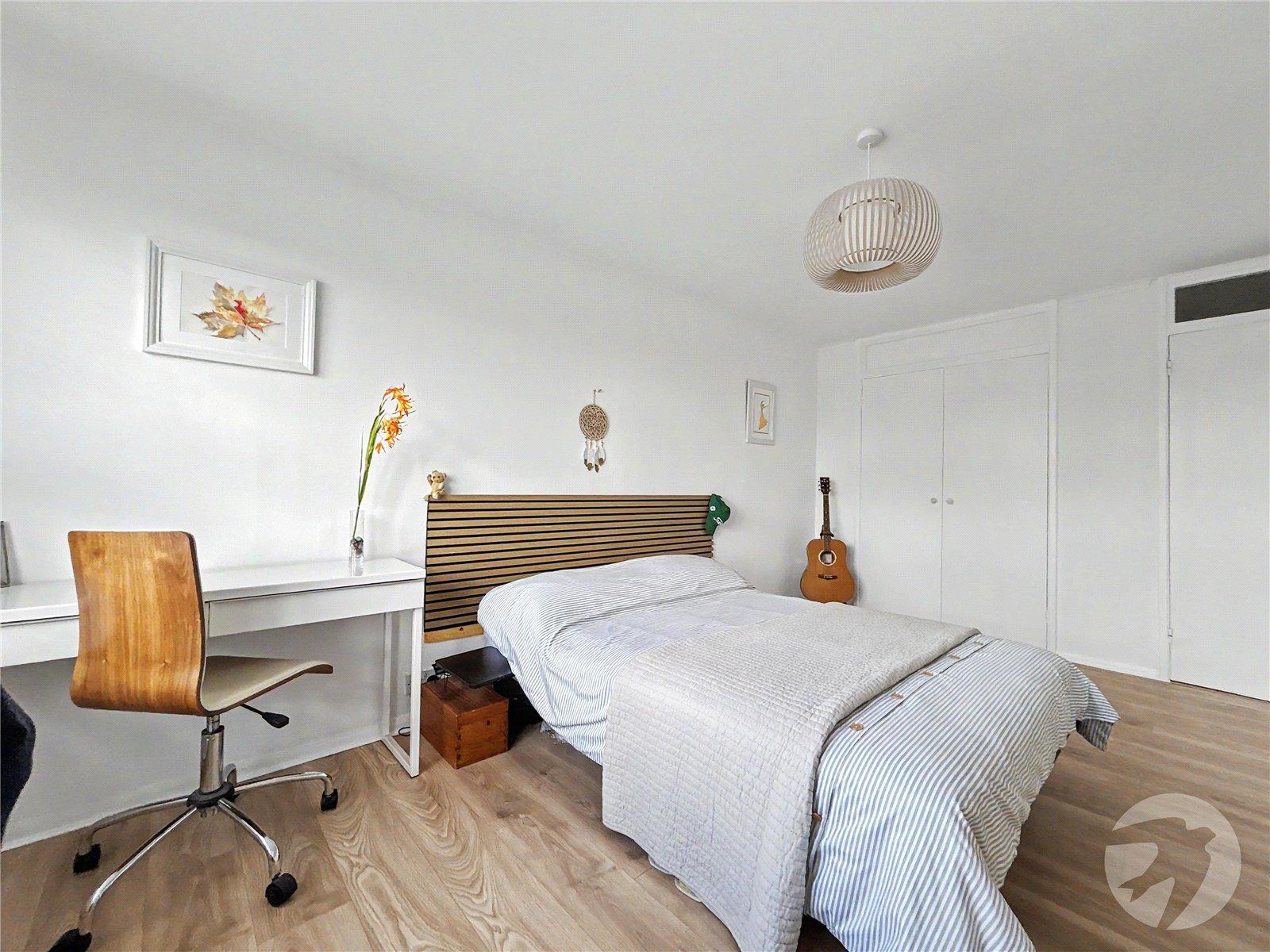 1 bedroom property for sale in Sidcup | Robinson Jackson