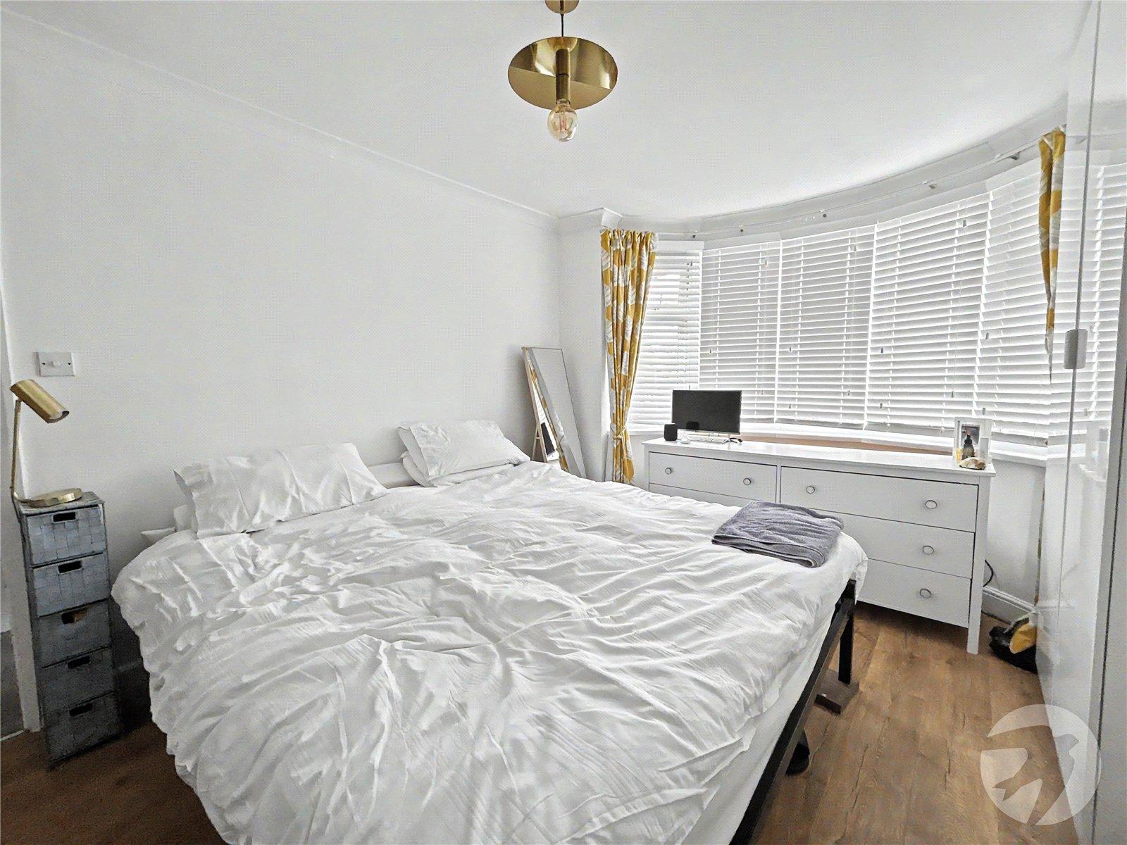 3 bedroom house for sale in Sidcup | Robinson Jackson