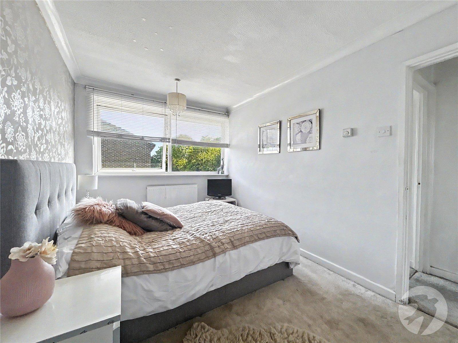 3 bedroom house for sale in Sidcup | Robinson Jackson