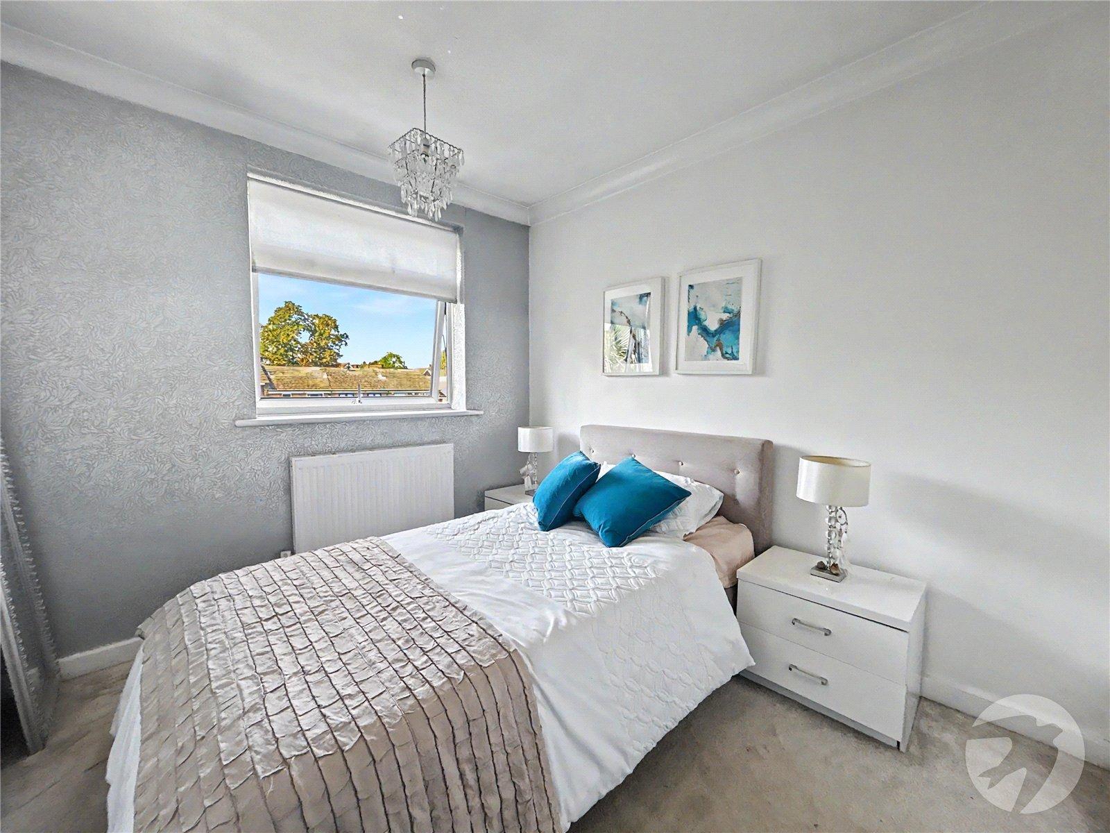3 bedroom house for sale in Sidcup | Robinson Jackson