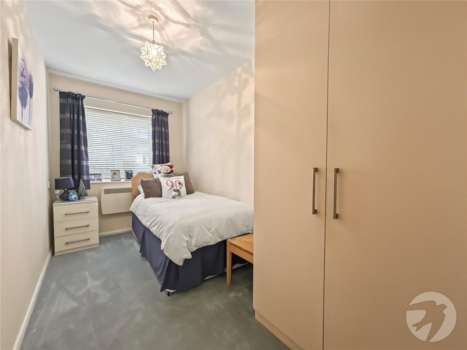 2 bedroom property for sale in Bowes Close | Robinson Jackson