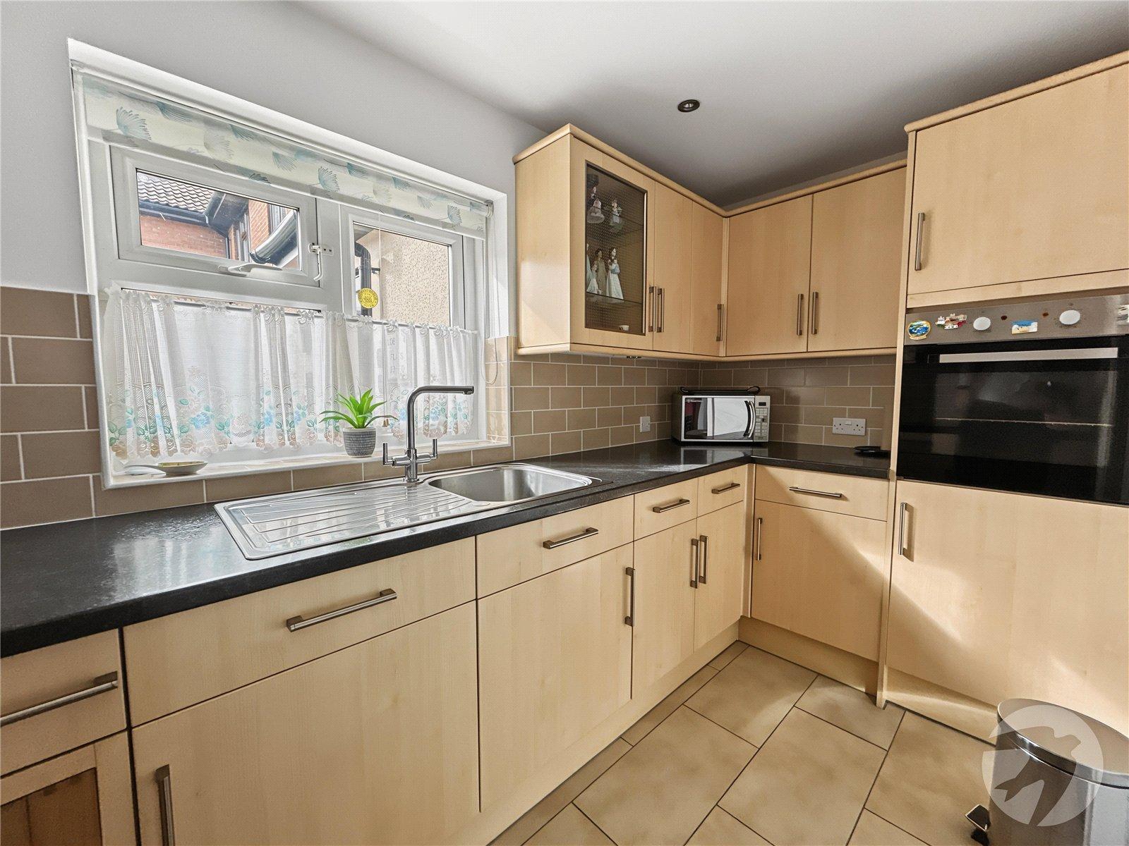 2 bedroom property for sale in Bowes Close | Robinson Jackson