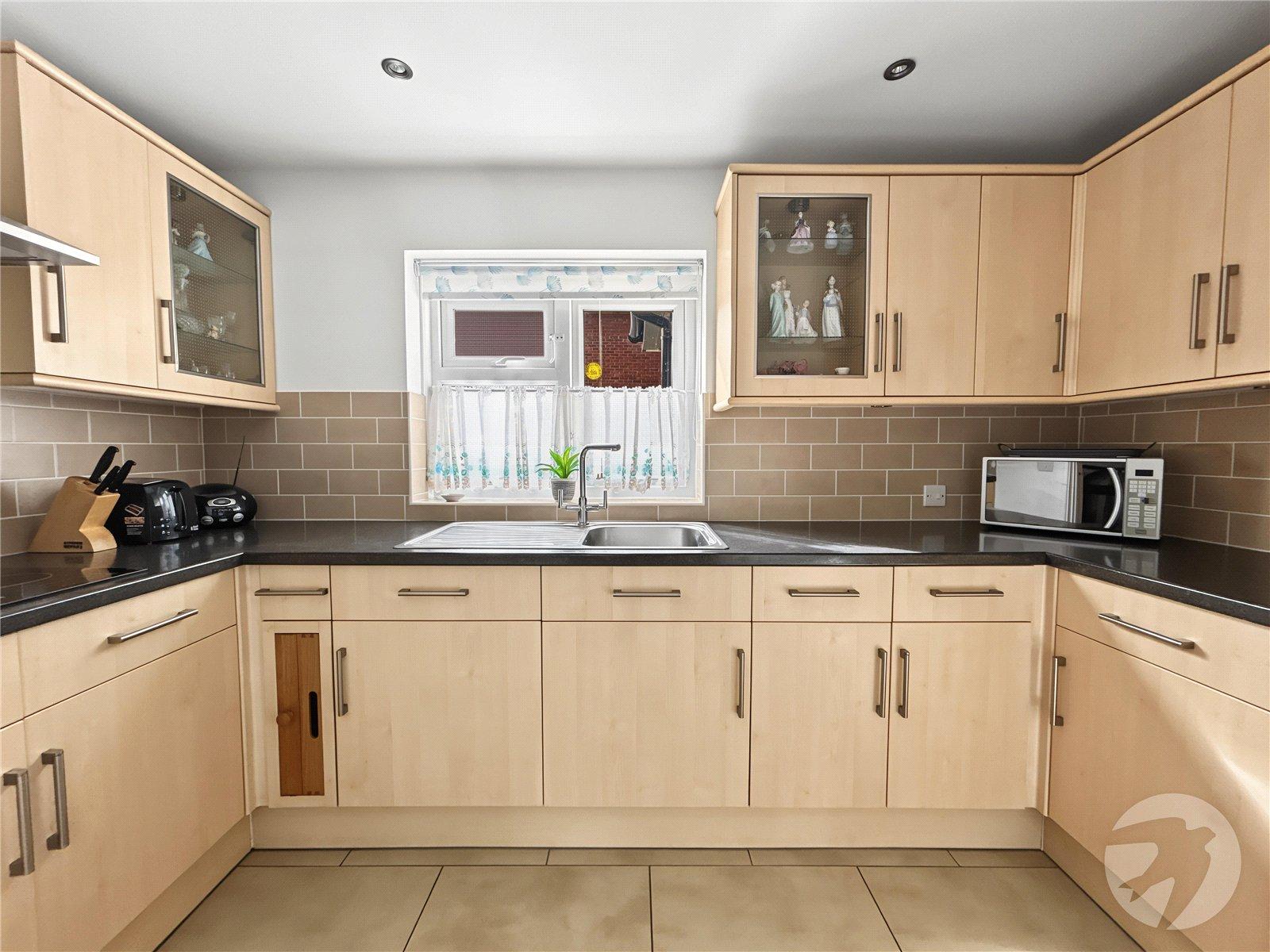 2 bedroom property for sale in Bowes Close | Robinson Jackson