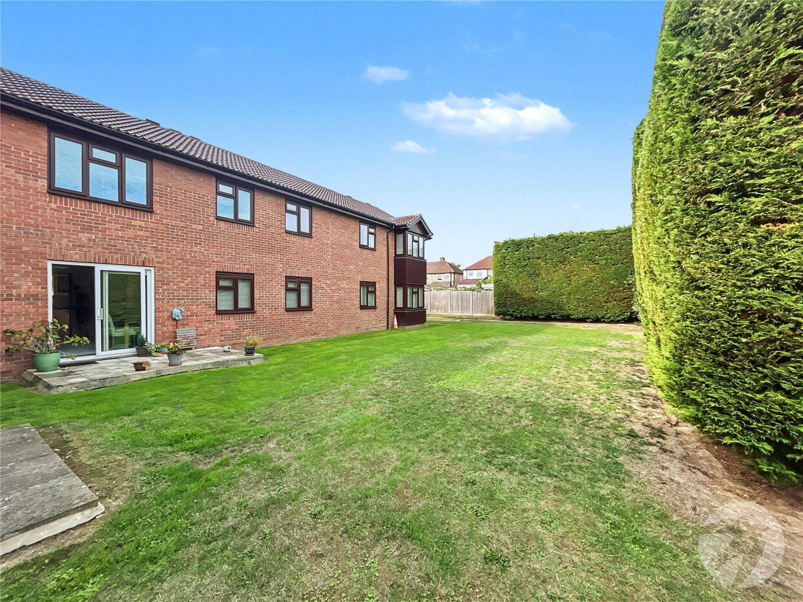 2 bedroom property for sale in Bowes Close | Robinson Jackson