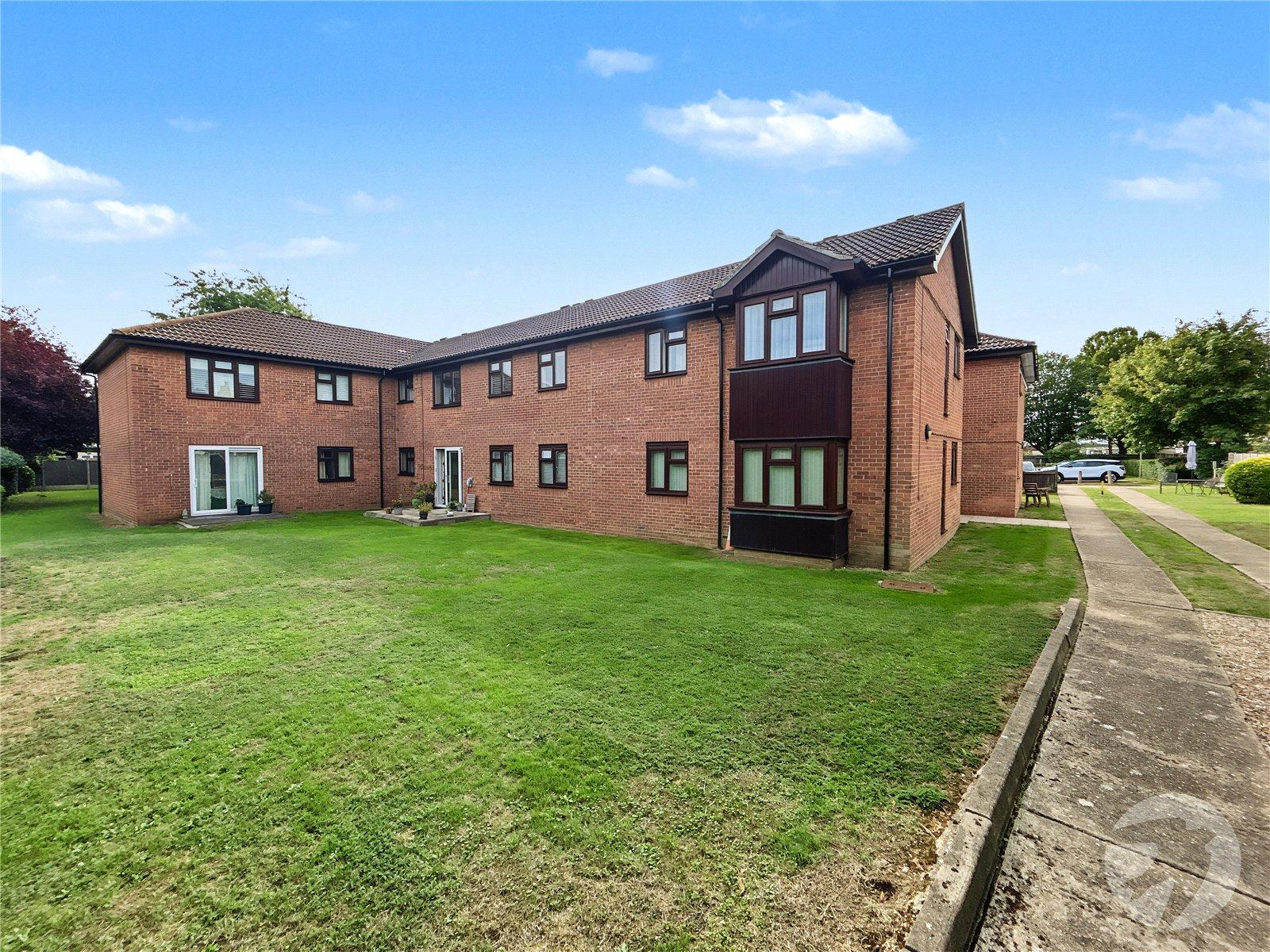 2 bedroom property for sale in Bowes Close | Robinson Jackson