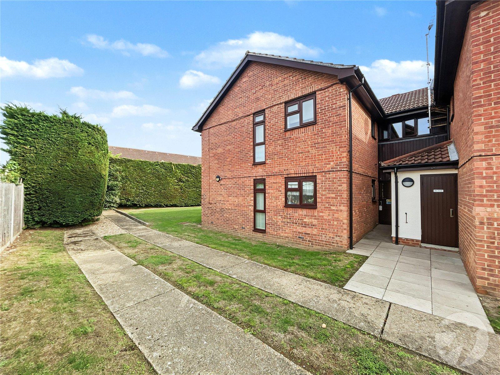 2 bedroom property for sale in Bowes Close | Robinson Jackson