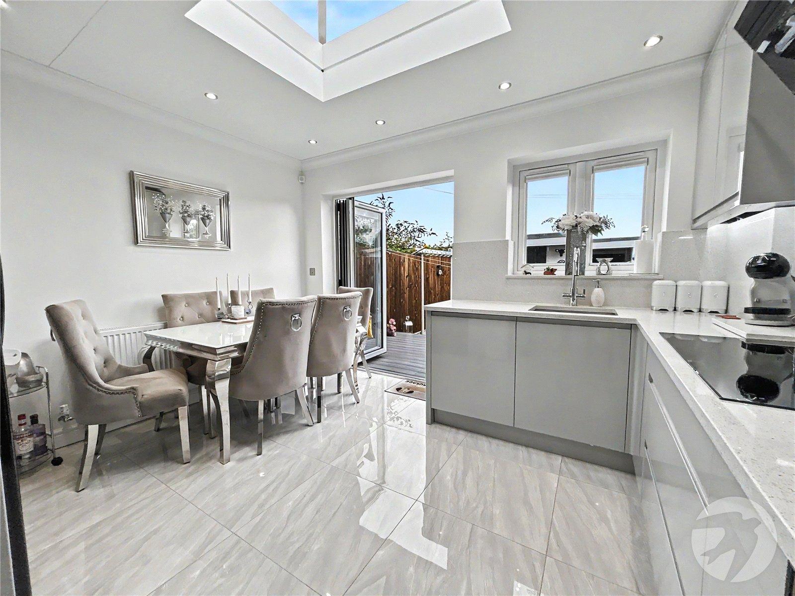 2 bedroom house for sale in Sidcup | Robinson Jackson