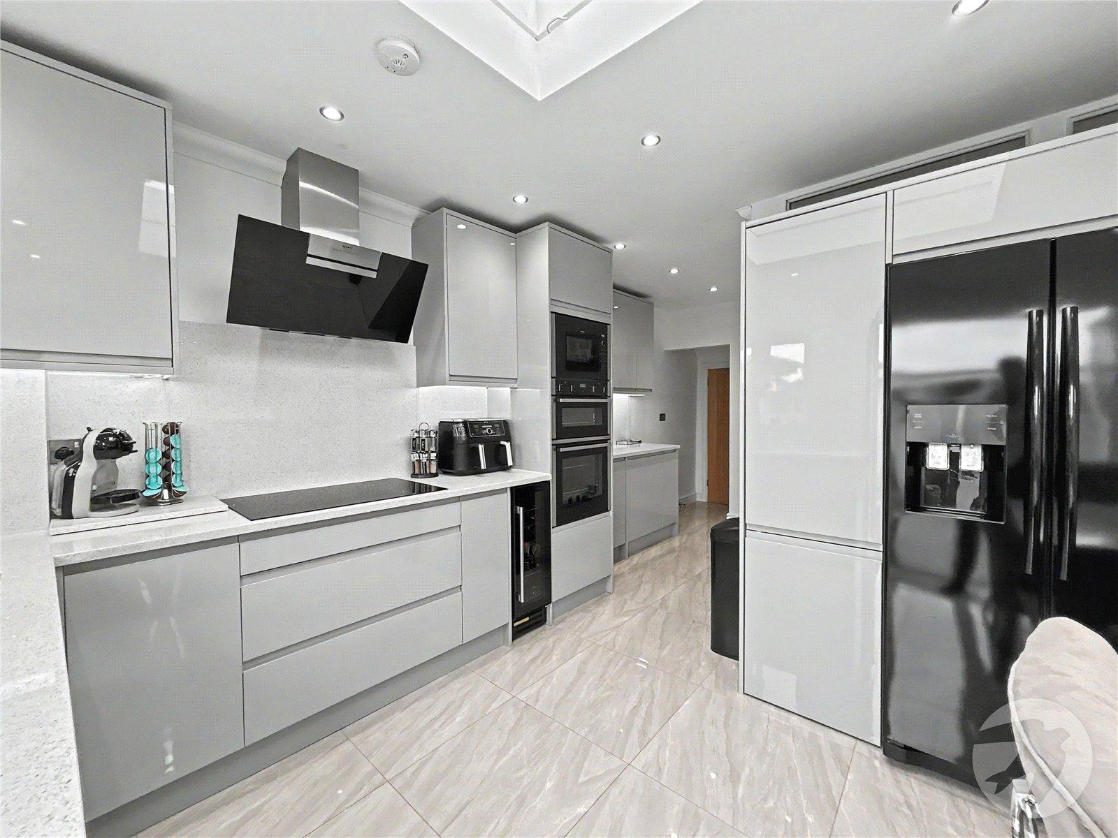 2 bedroom house for sale in Sidcup | Robinson Jackson
