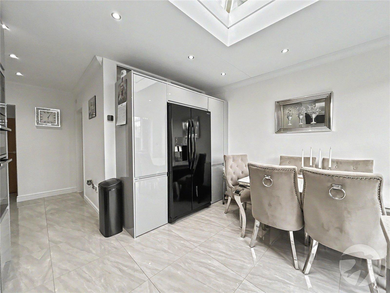 2 bedroom house for sale in Sidcup | Robinson Jackson