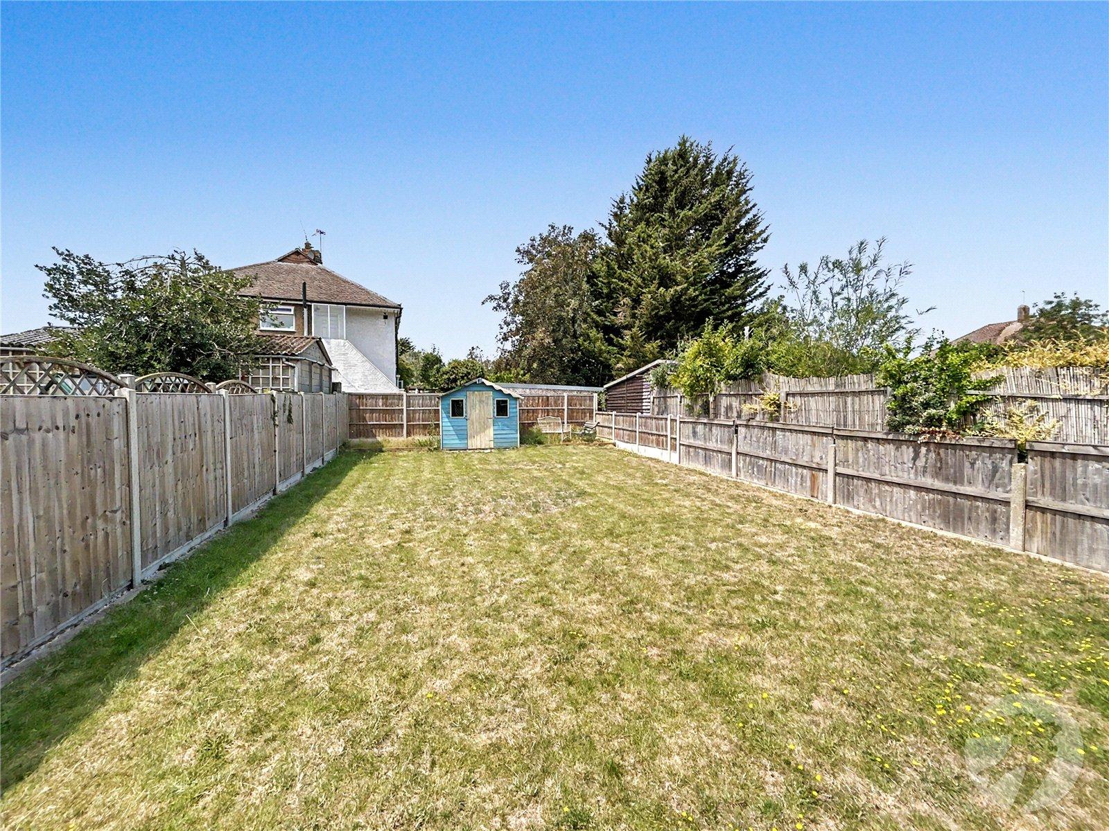 3 bedroom bungalow for sale in Sidcup | Robinson Jackson