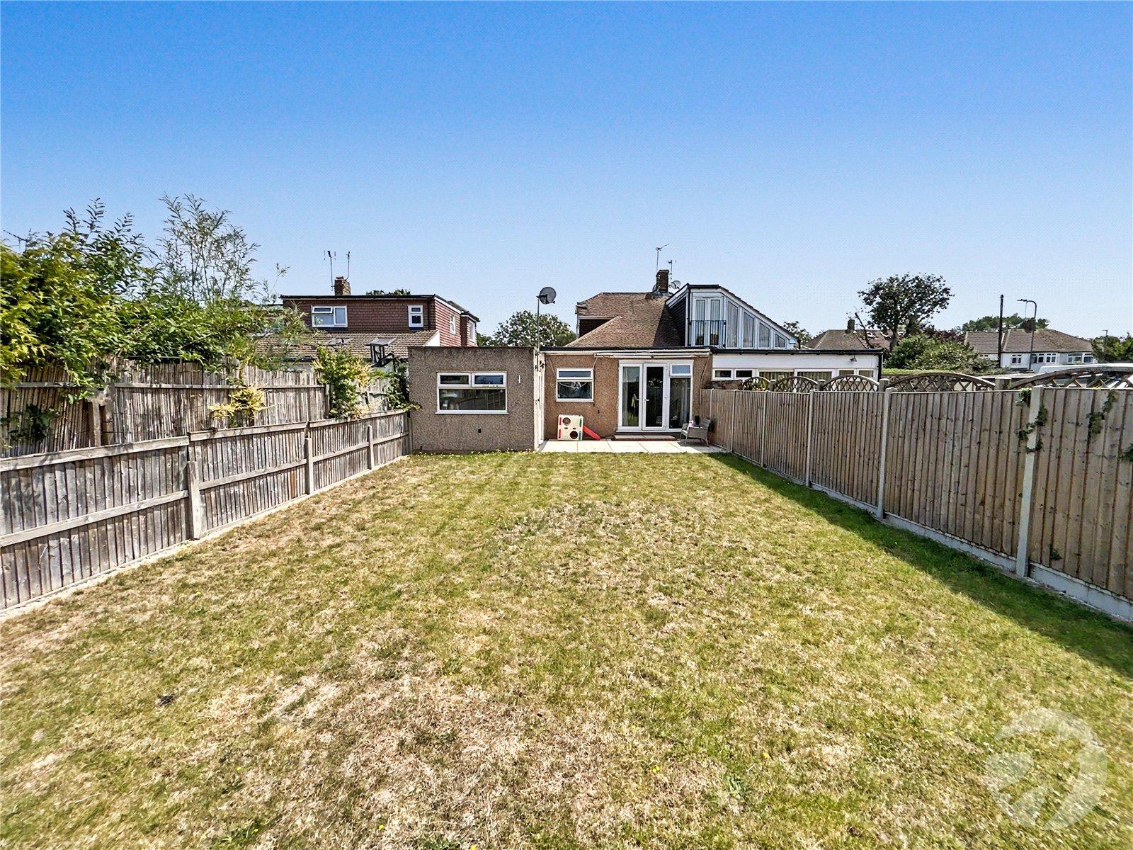 3 bedroom bungalow for sale in Sidcup | Robinson Jackson