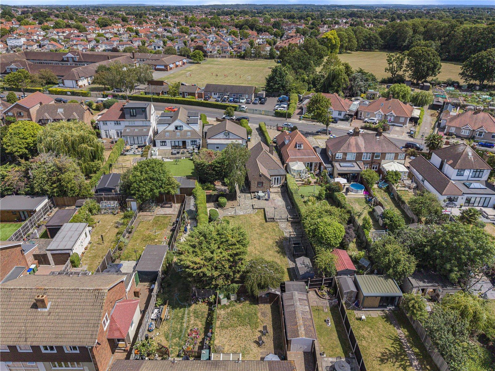 2 bedroom bungalow for sale in Sidcup | Robinson Jackson