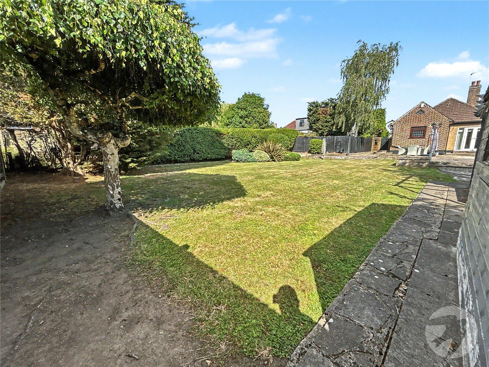 2 bedroom bungalow for sale in Sidcup | Robinson Jackson