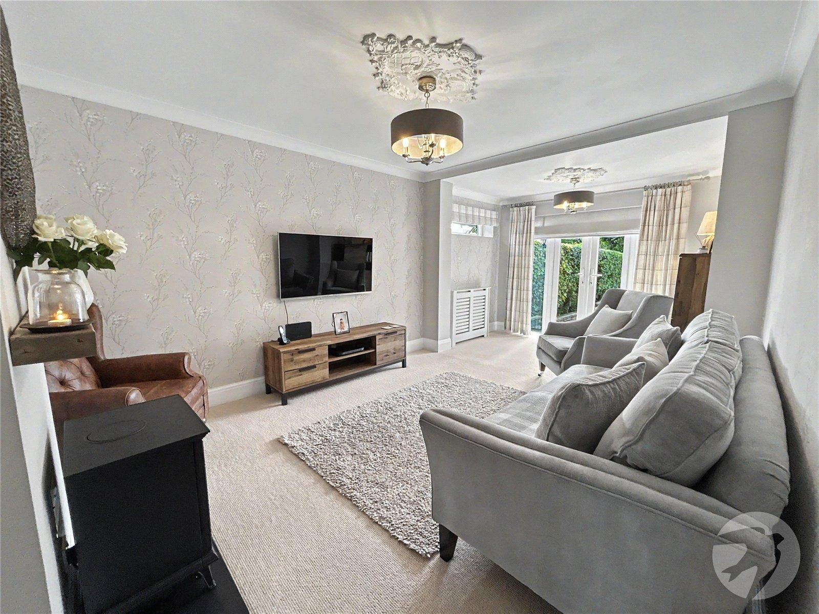 2 bedroom bungalow for sale in Sidcup | Robinson Jackson