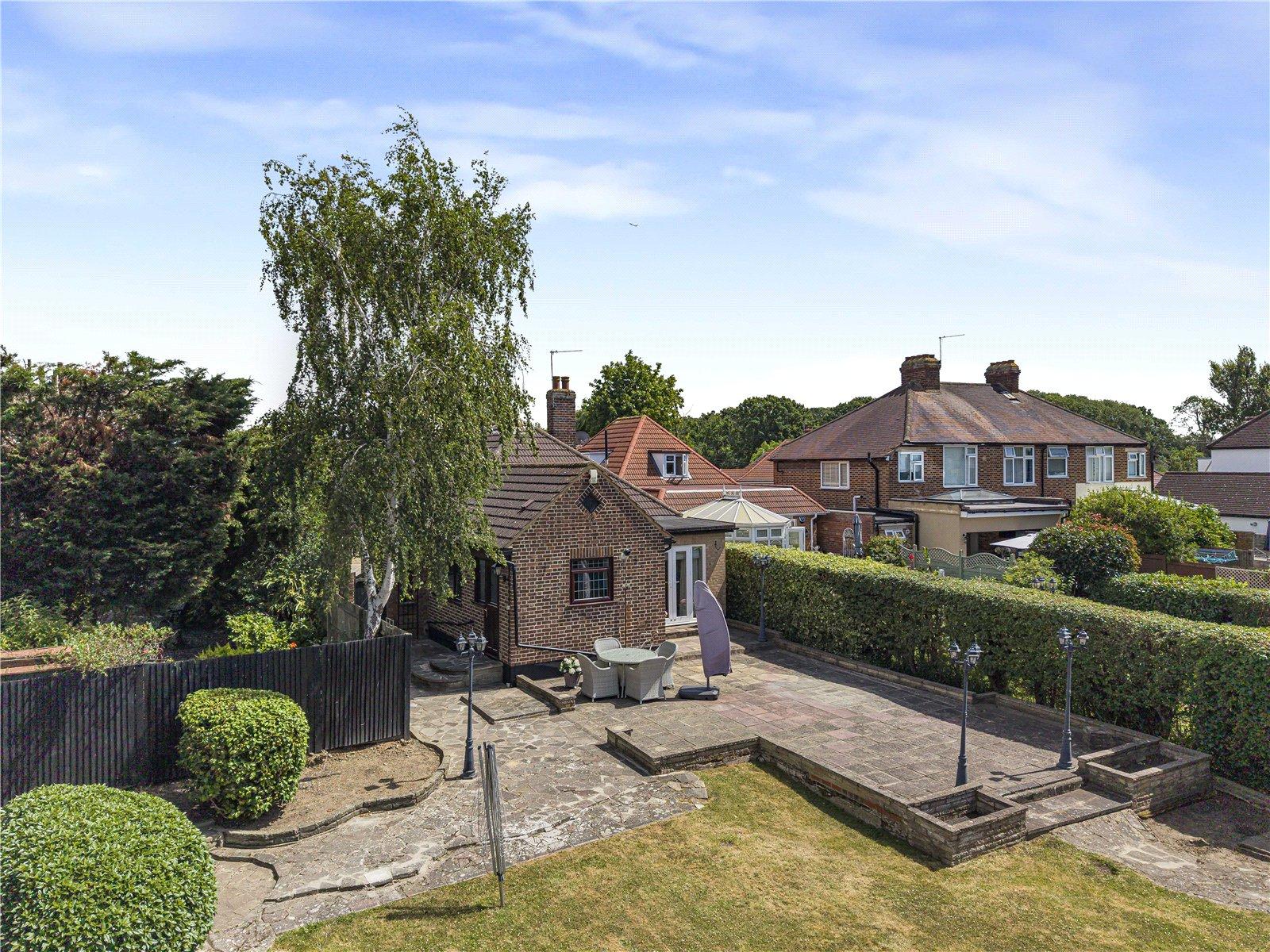 2 bedroom bungalow for sale in Sidcup | Robinson Jackson