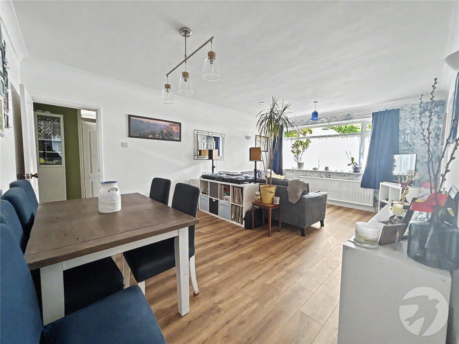 2 bedroom property for sale in Sidcup | Robinson Jackson